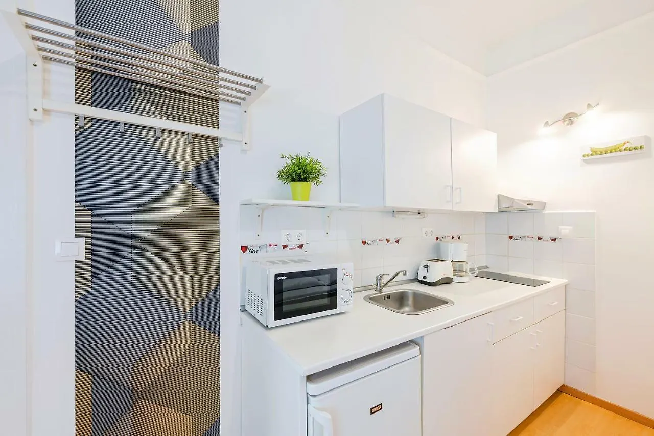 Parking, Ac, Wifi 2 Room Apartment In The Center Budapešť